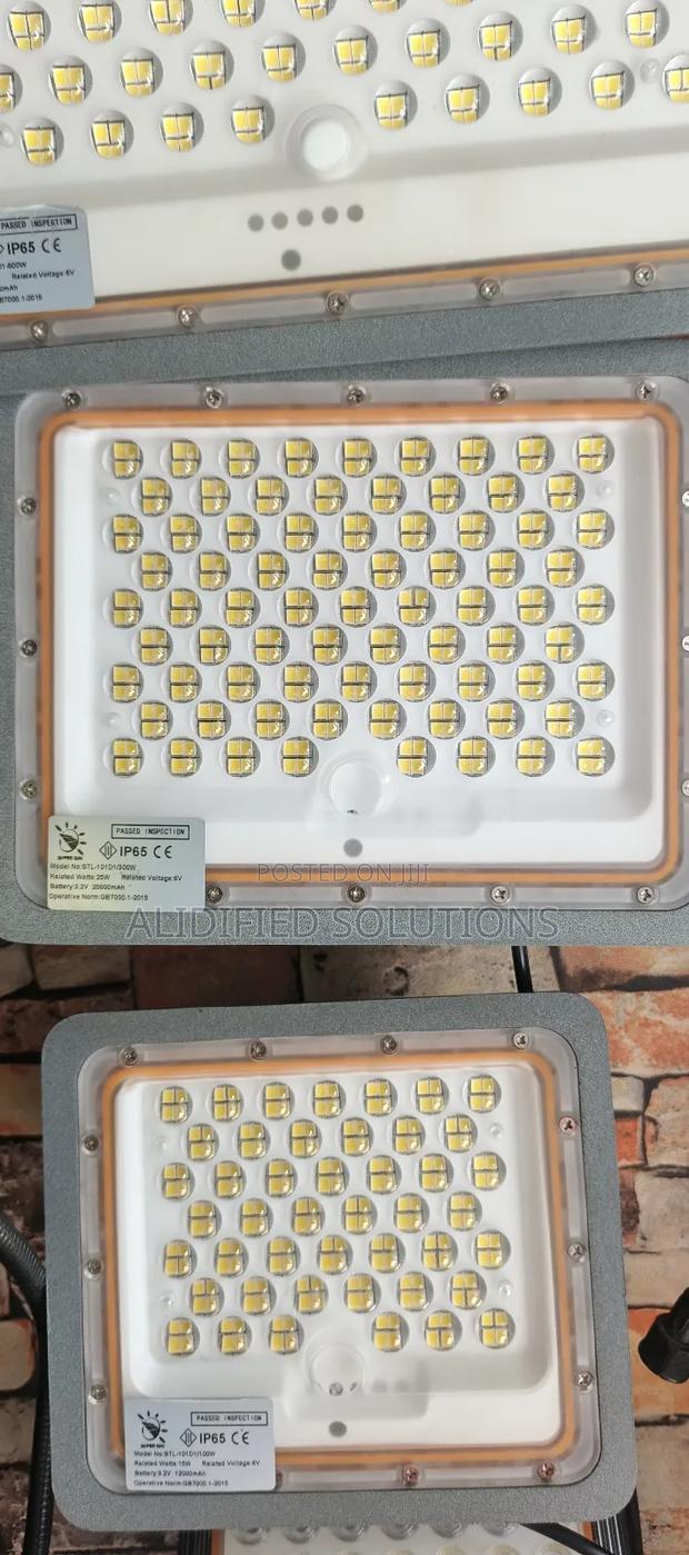 300w Solar Floodlight - main view