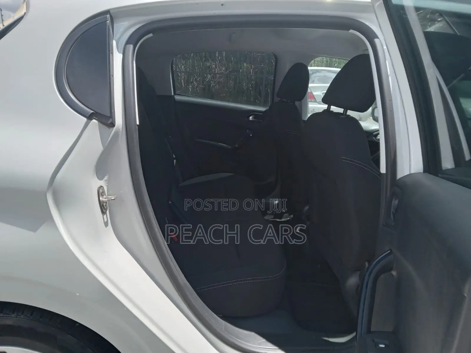 Peugeot 208 2016 White