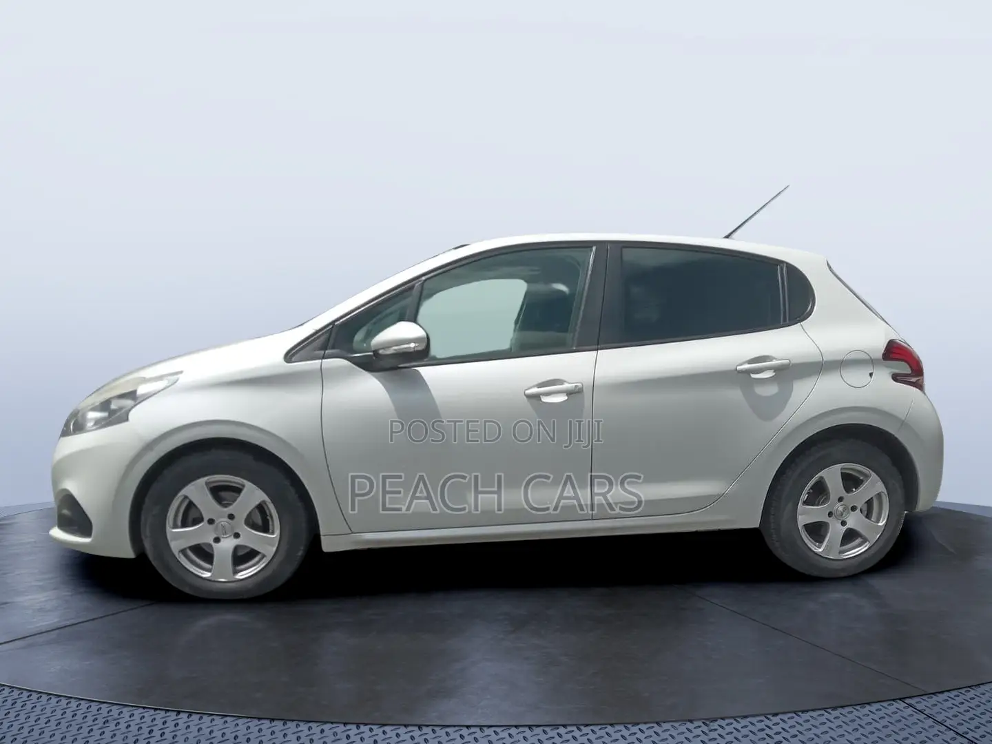 Peugeot 208 2016 White