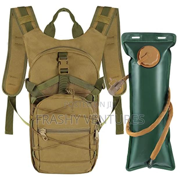 Hiking Camel Bag / With Hydration Bag - main view