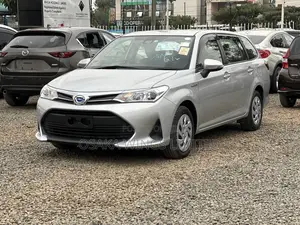 Toyota Corolla Fielder 1.5 Hybrid FWD 2018