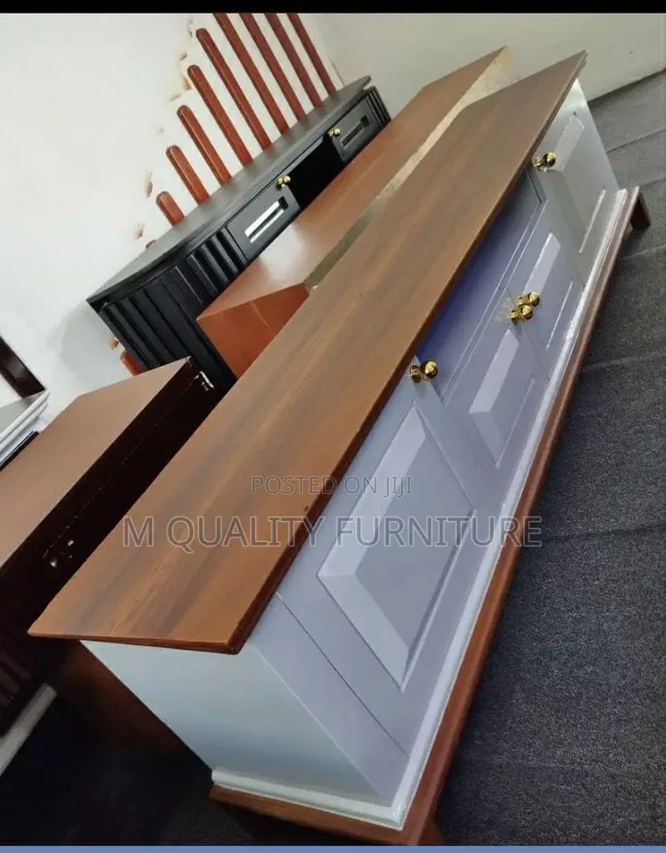 Classic Quality New Tv Stand