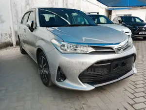 Toyota Corolla 2018 White