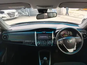 Toyota Corolla 2018 White