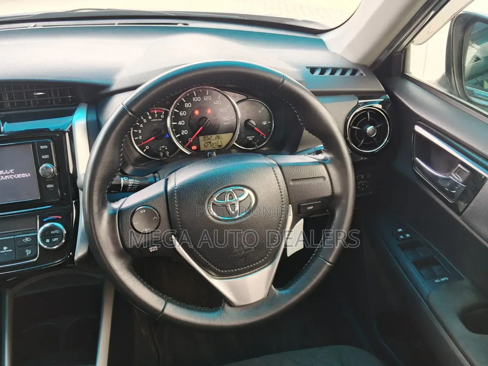 Toyota Corolla 2018 White