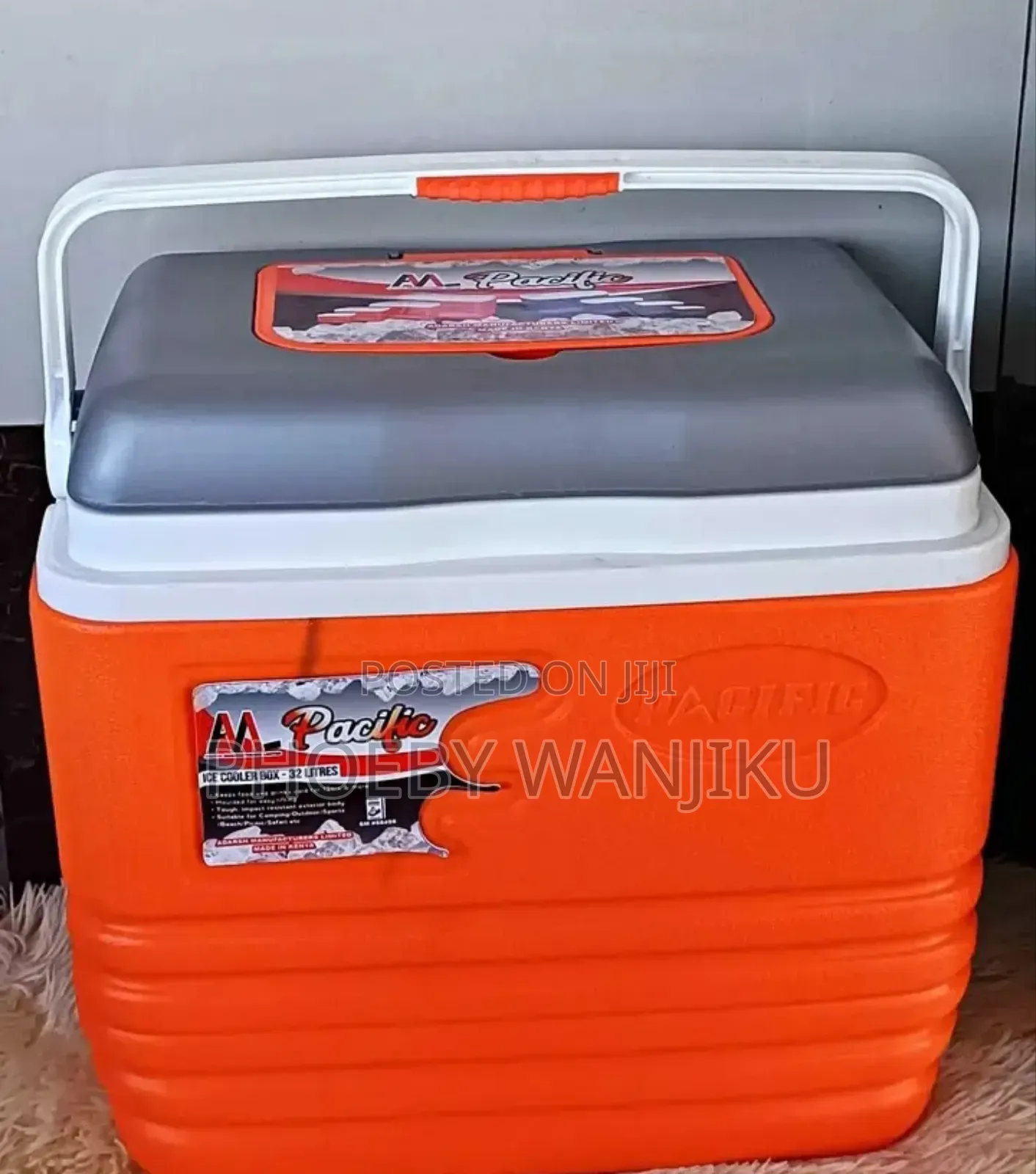 Quality Cooler Box 32l