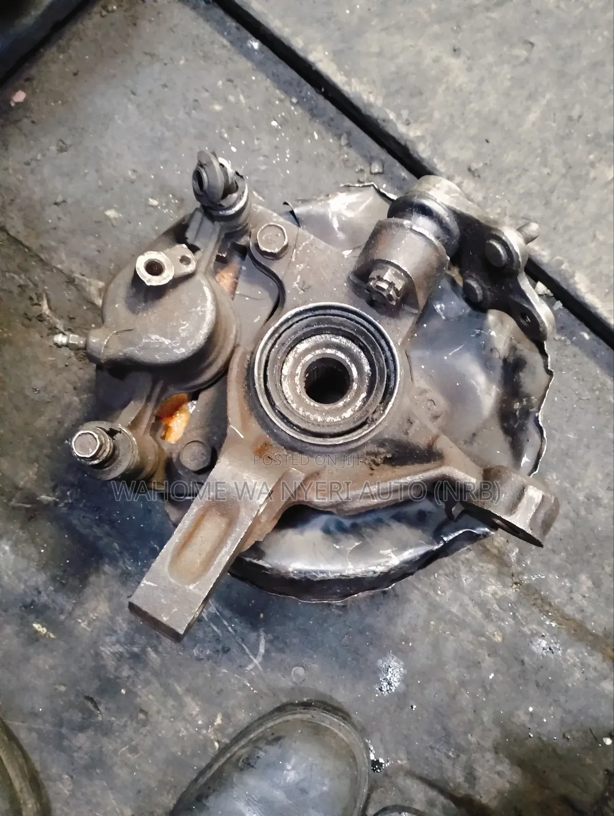 Complete Front Hub Raum Old Model