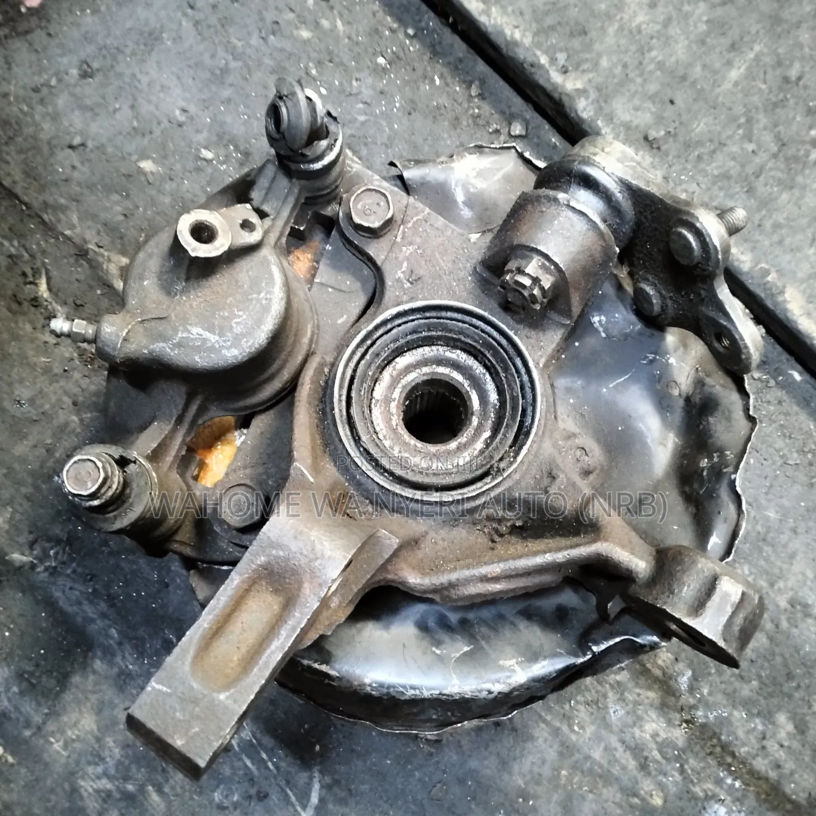 Complete Front Hub Raum Old Model