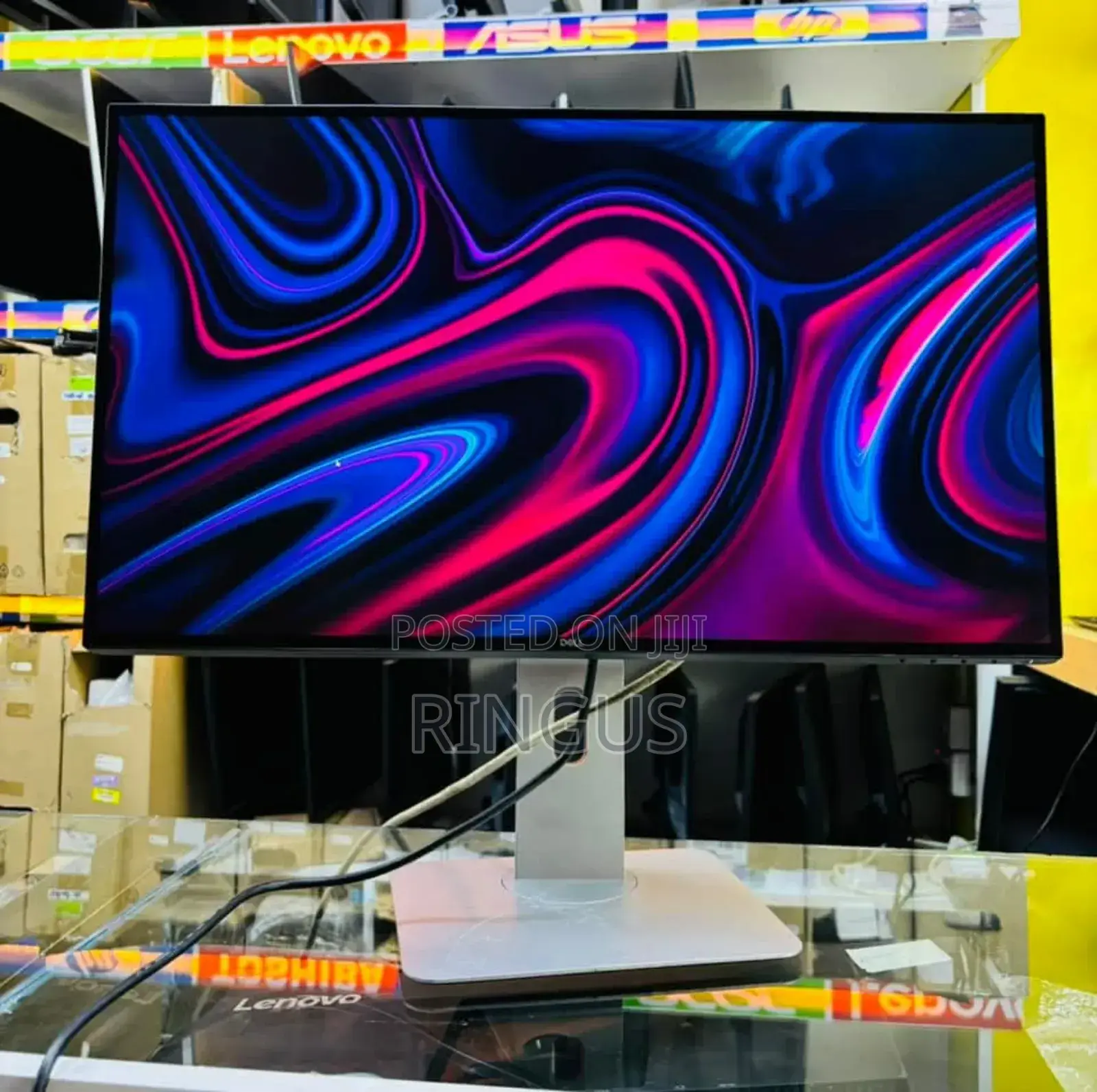 Dell 27" . Monitor