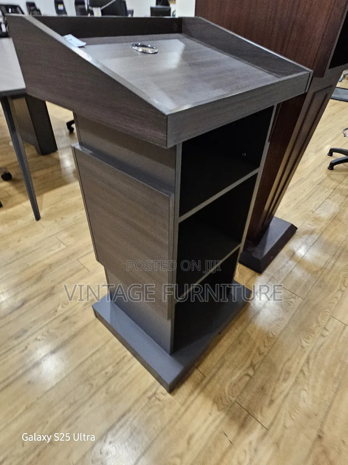 Church Podium A24_jj