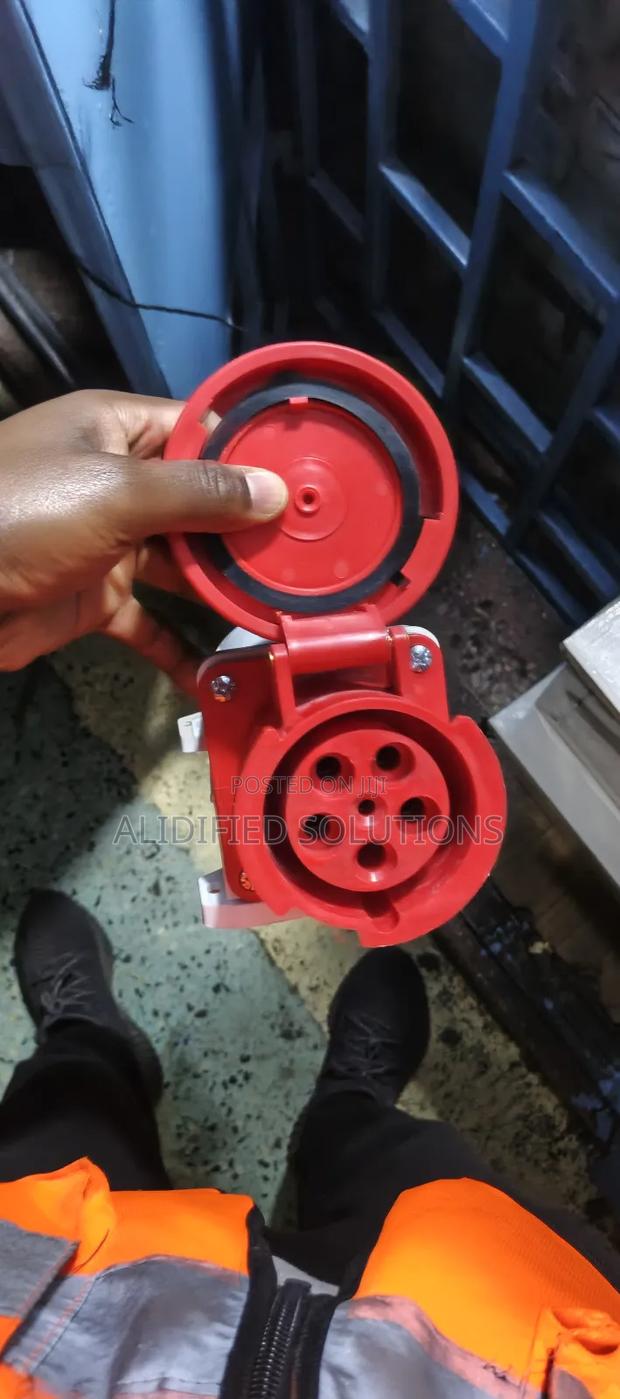5pin Industrial Socket 63amps - thumbnail 4