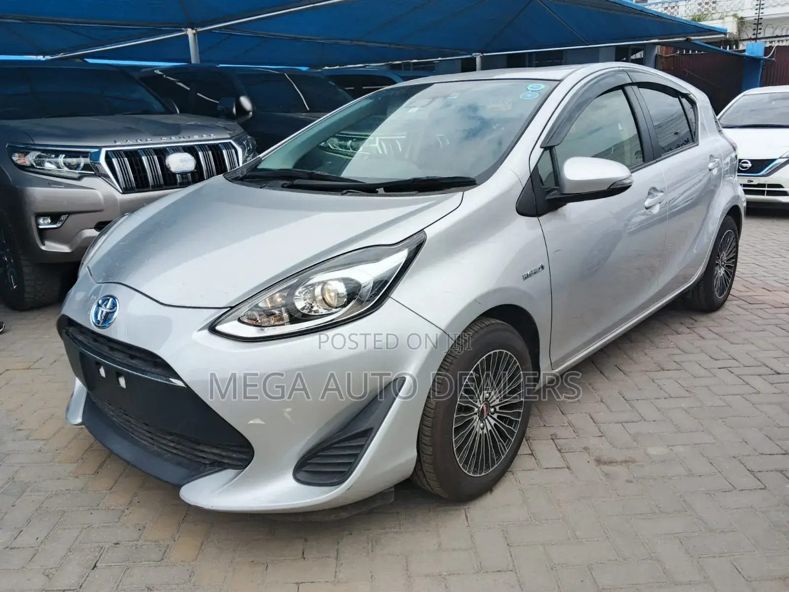 Toyota Aqua 2018 Gray