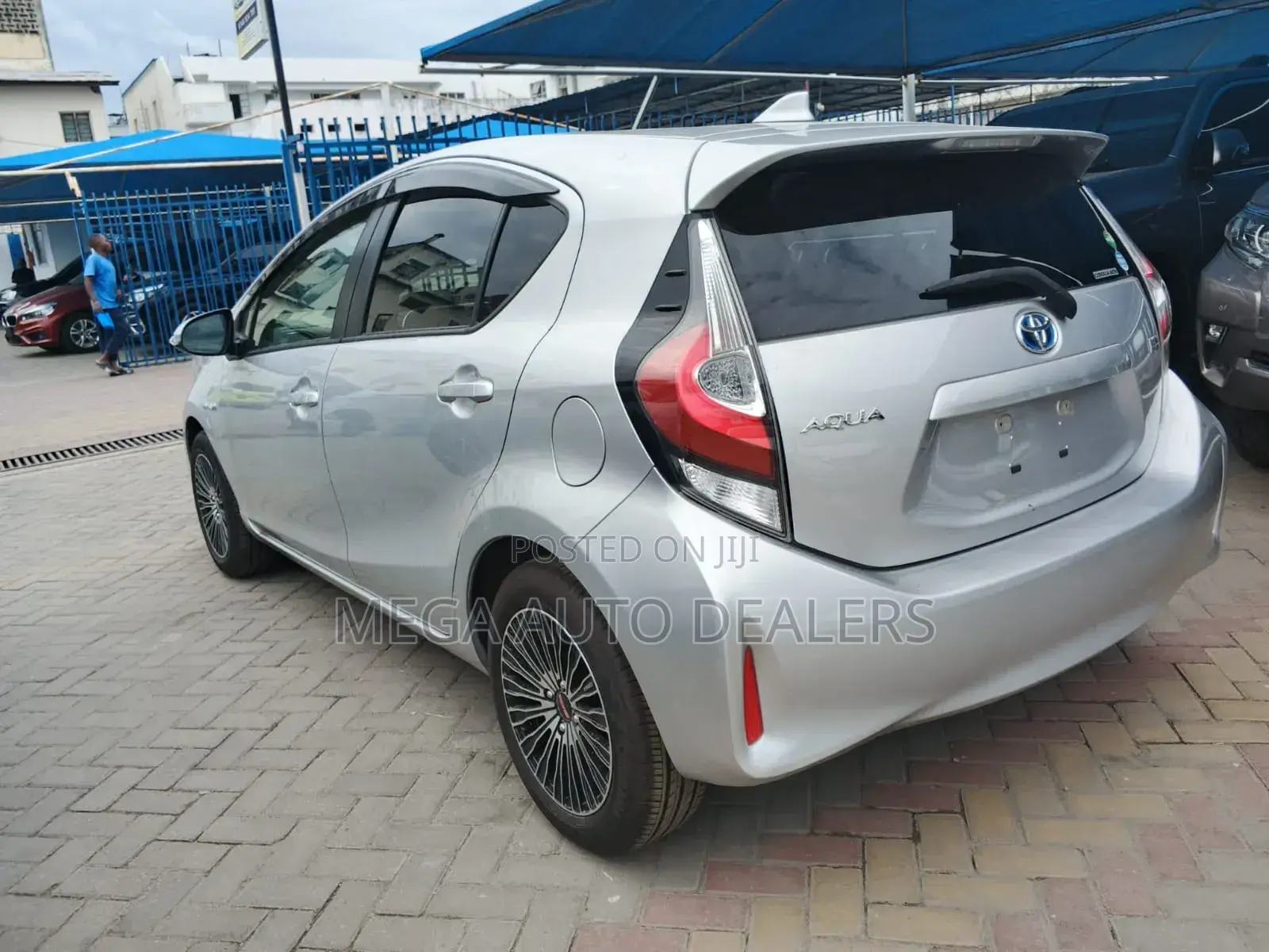 Toyota Aqua 2018 Gray