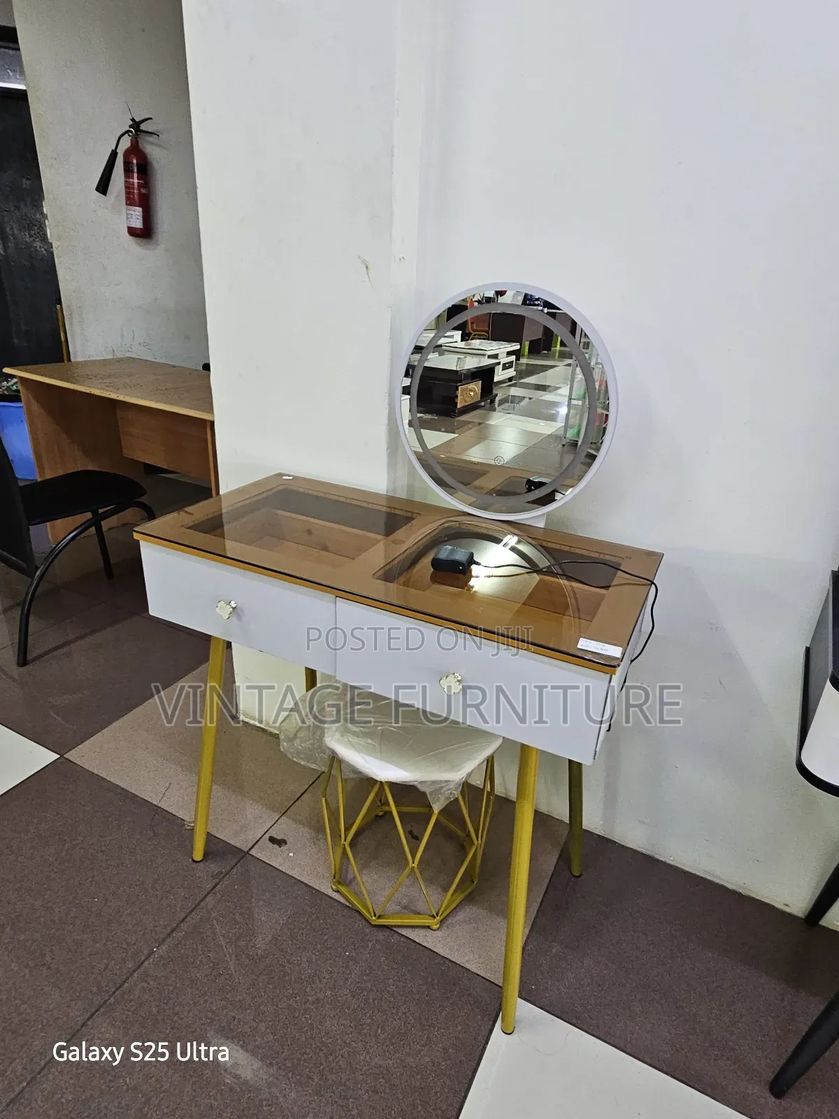Dressing Table High Quality.
