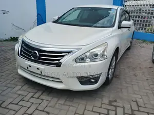 Nissan Teana 2018 White