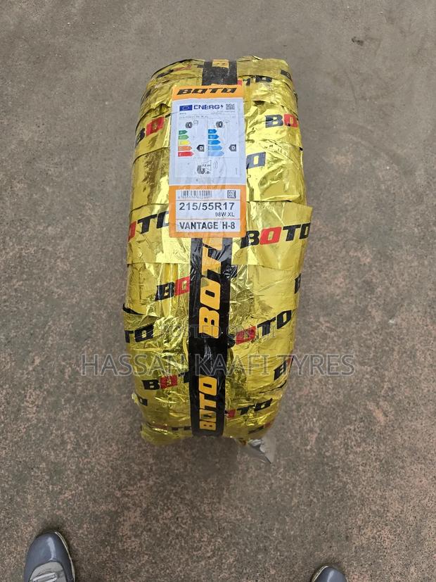 215/55r17 Boto Tyre - main view