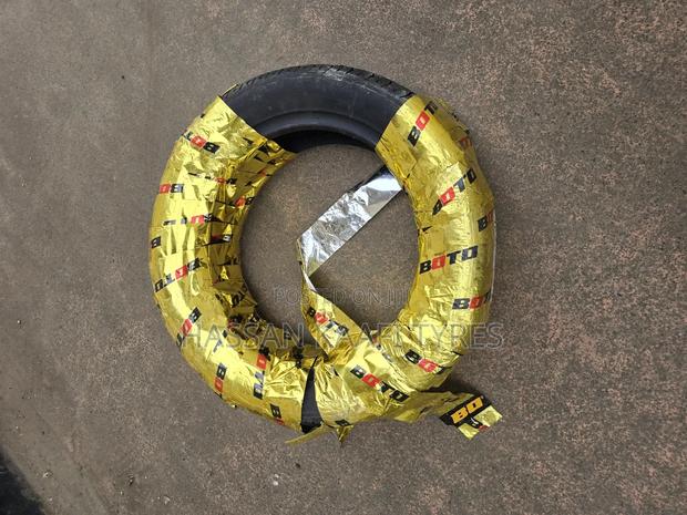 215/55r17 Boto Tyre - thumbnail 3