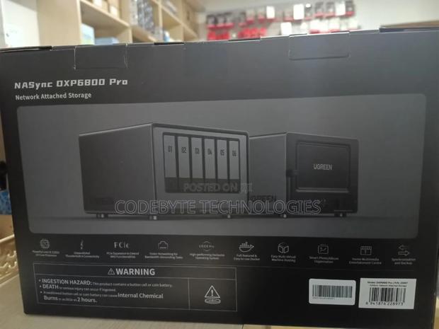 Ugreen Nasync Dxp6800 Pro 6-Bay Network Attached Storage - main view