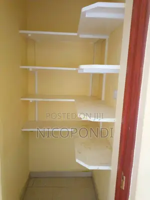 3bdrm Apartment in Valley Arcade for rent