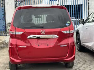 Honda Freed 2019 Red