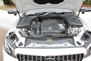 Mercedes-Benz E400 2019 White