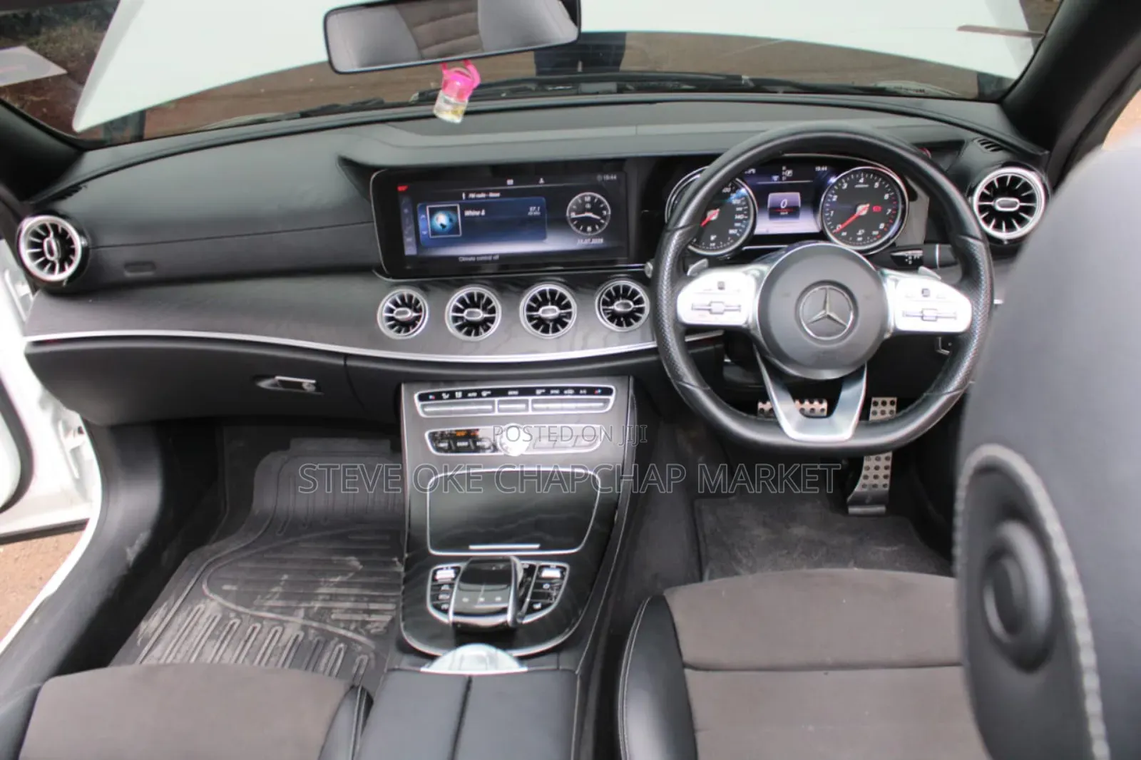 Mercedes-Benz E400 2019 White