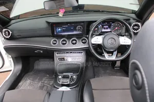 Mercedes-Benz E400 2019 White