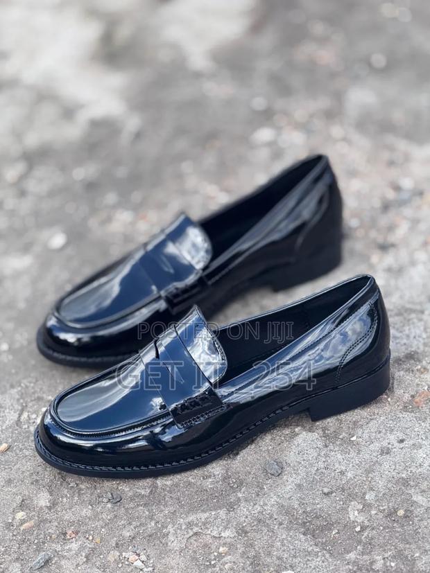 Restocked!!!!
Wetlook Brogues 
Size 37- 42 - thumbnail 4