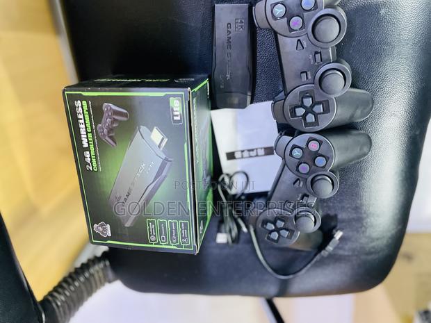 Classic Wireless Retro Games Console M8 Game Stick - main view