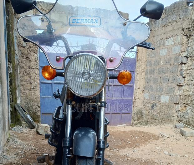 Motorcycle 2019 Green - main view