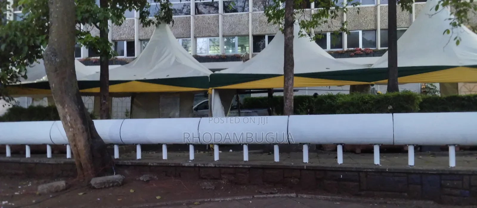 100 Seater Tent