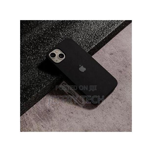 iPhone 15 Silicone Cover Case - Black. - main view