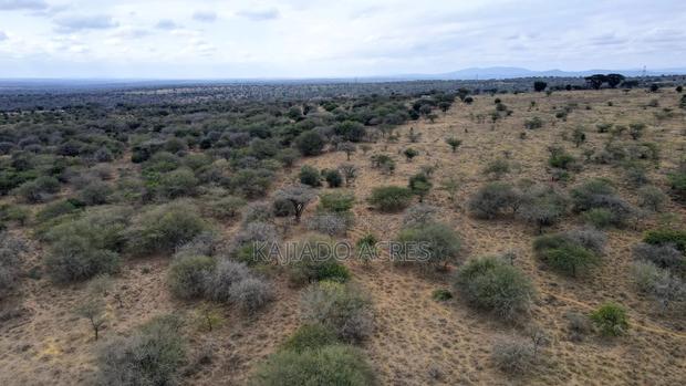 8 Acres Imaroro at 600,000kshs Per Acre