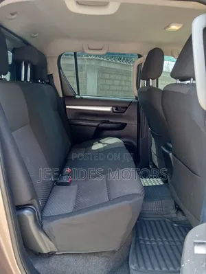 Toyota Hilux Revo Double Cab Deisel 2.4 AWD 2022 Gray