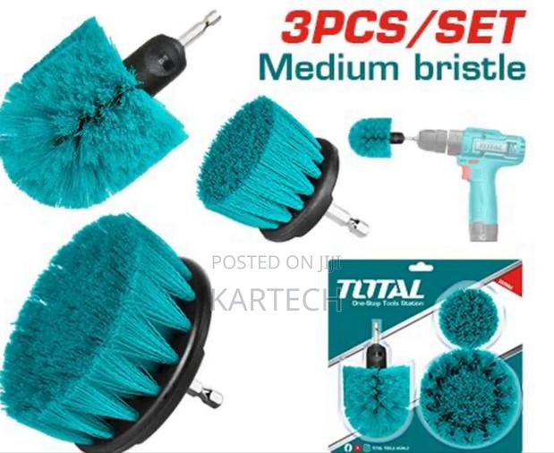 Total 3 PCS Medium Bristle
Brush Set
