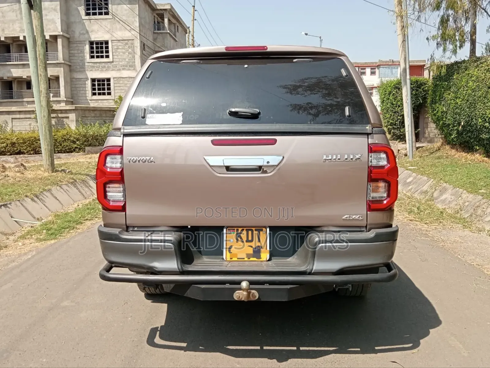Toyota Hilux Revo Double Cab Deisel 2.4 AWD 2022 Gray