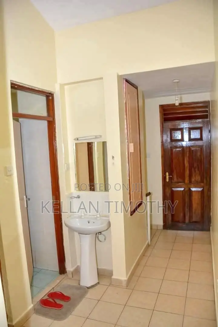 Three Bedroom Holiday Apartment At Bandari Villas