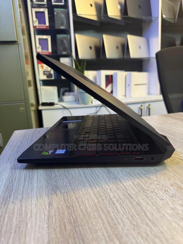 Laptop HP Omen 15 16GB Intel Core I7 SSD 512GB - thumbnail 3