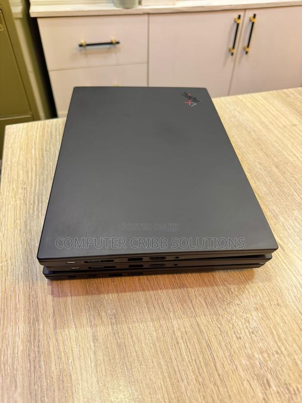 Laptop Lenovo ThinkPad X1 Carbon 16GB Intel Core I7 SSD 512GB - thumbnail 3
