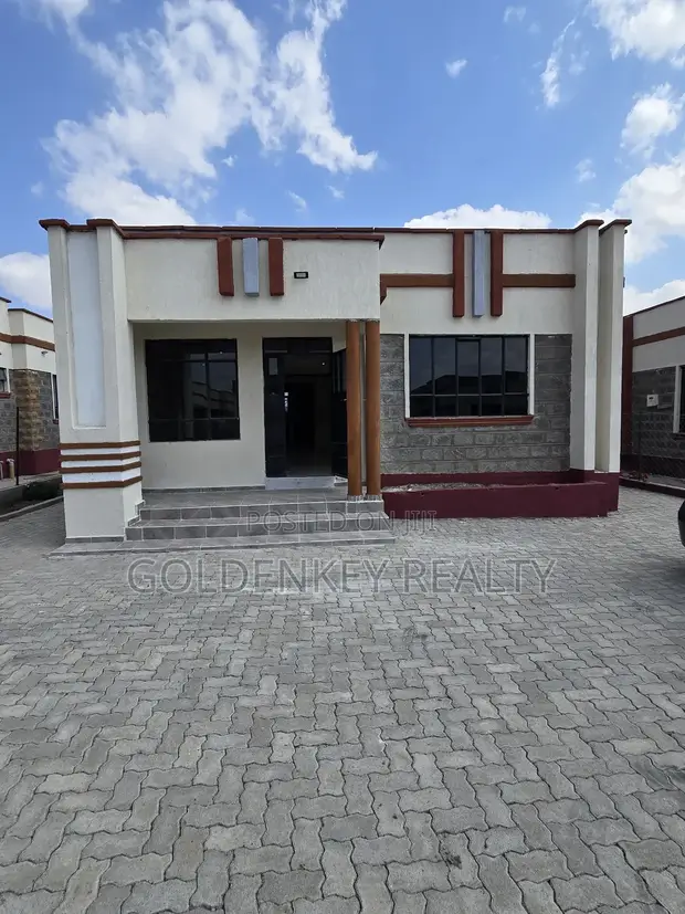 3bdrm Bungalow in Kitengela for sale