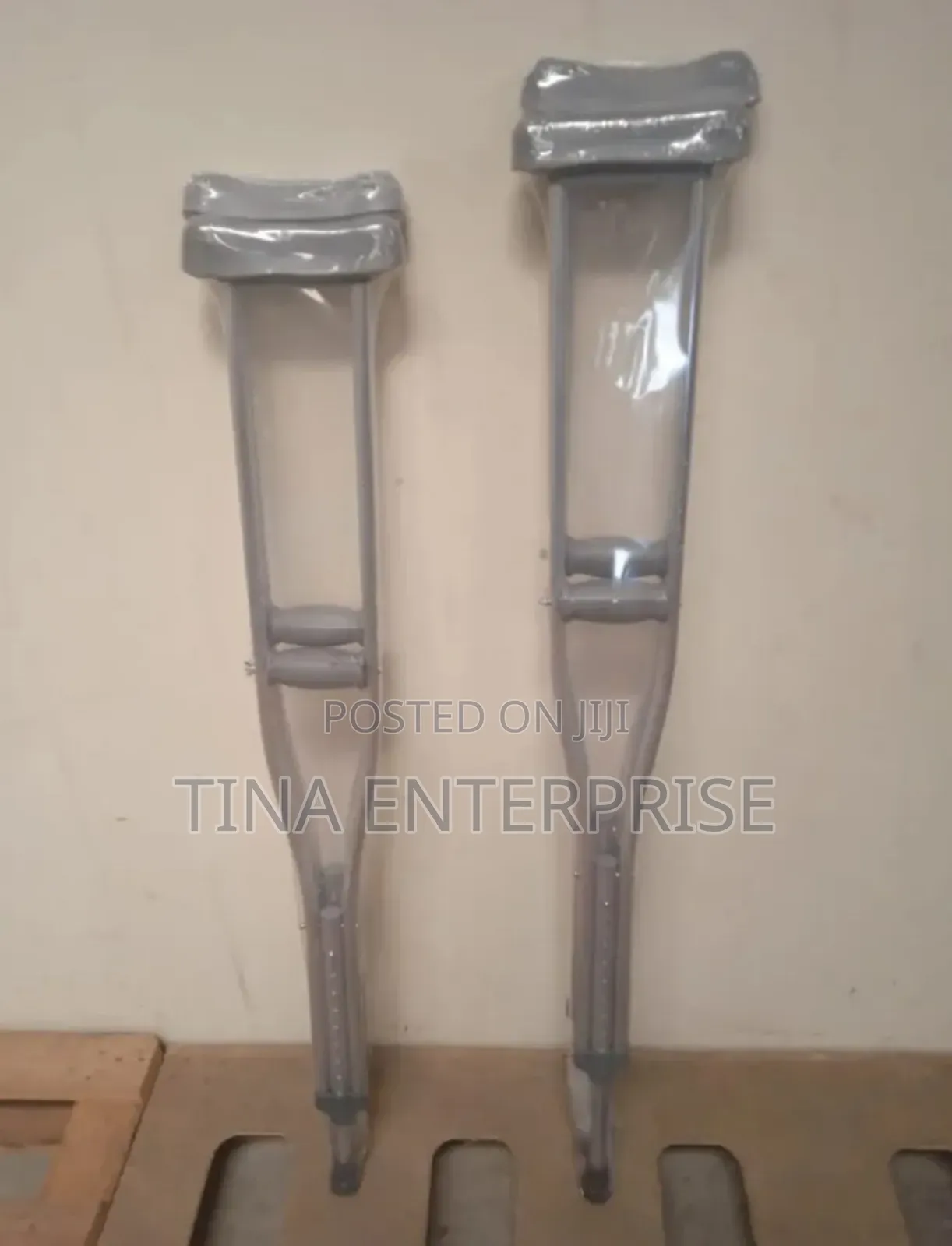 Adjustable Crutches Under Arm Crutches