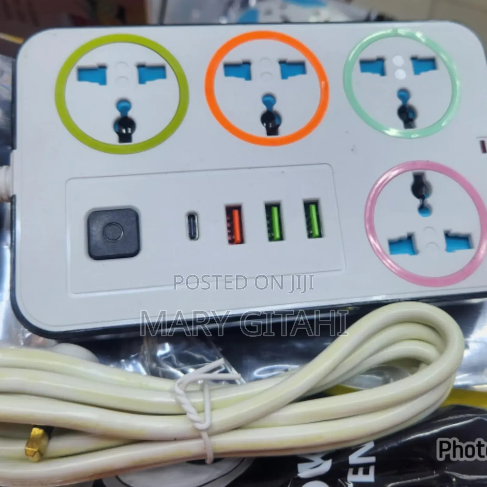 R*4way Extension With 3 Usb Ports and 1 Typec Slot*
