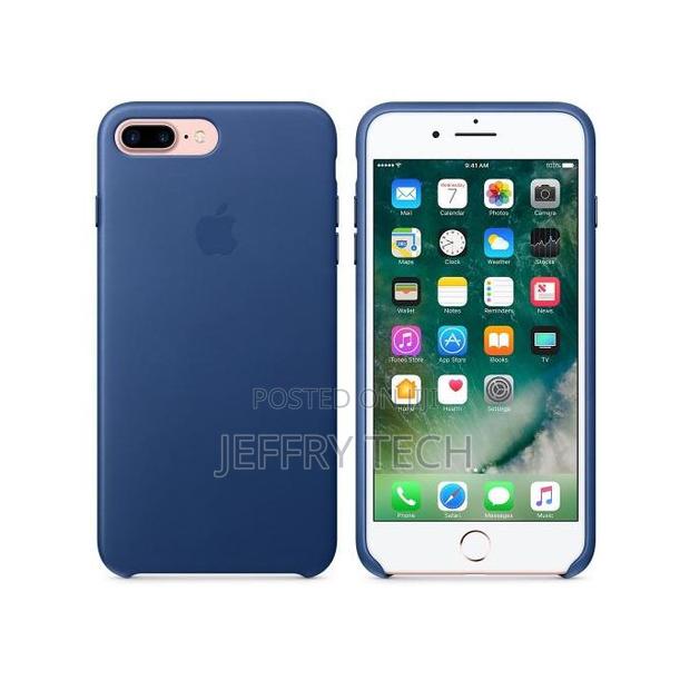 iPhone 8 Plus Silicone Cover Case - Blue. - main view