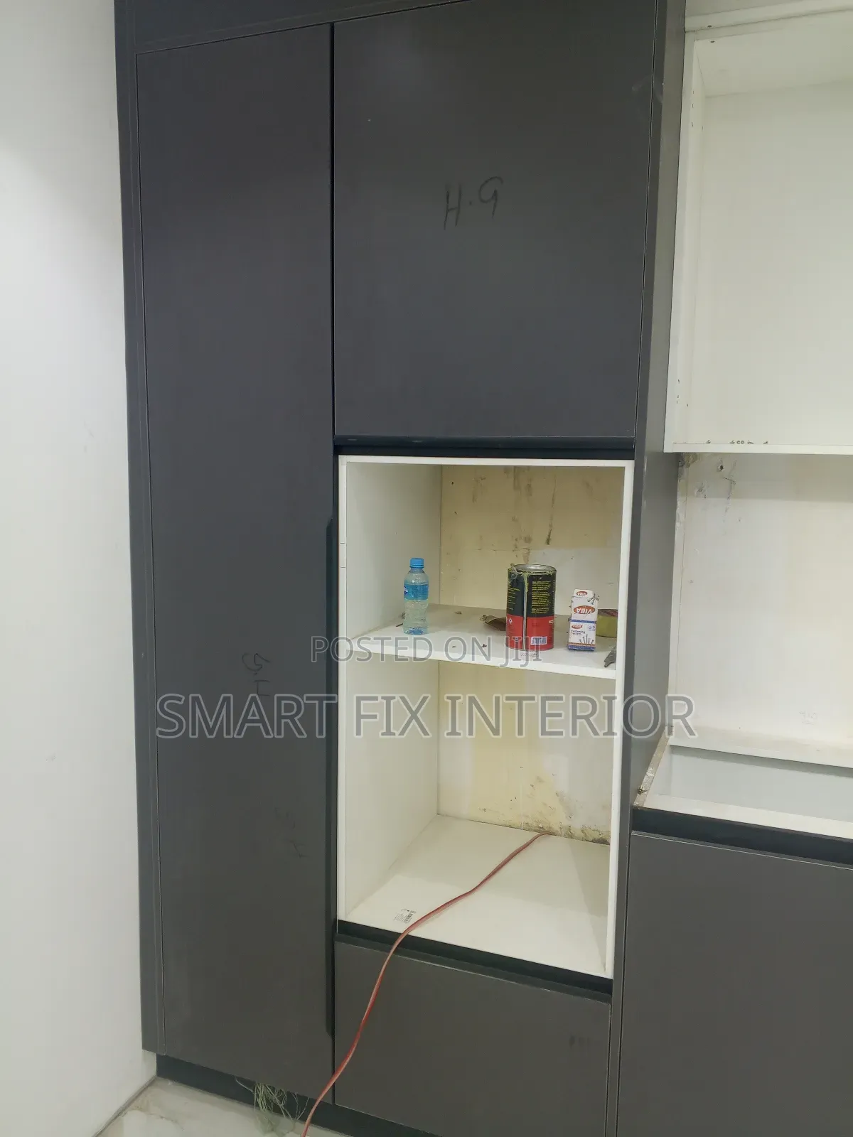Kitchen and Wardrobes Cabinet/Home Décor Design/Installation