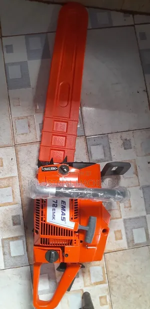 Emas Powersaw 272xp > Professional