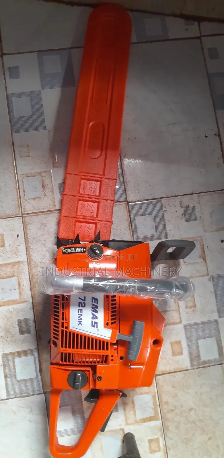 Emas Powersaw 272xp > Professional