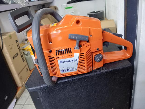 Husqvarna Chainsaw Commercial 272 - thumbnail 3