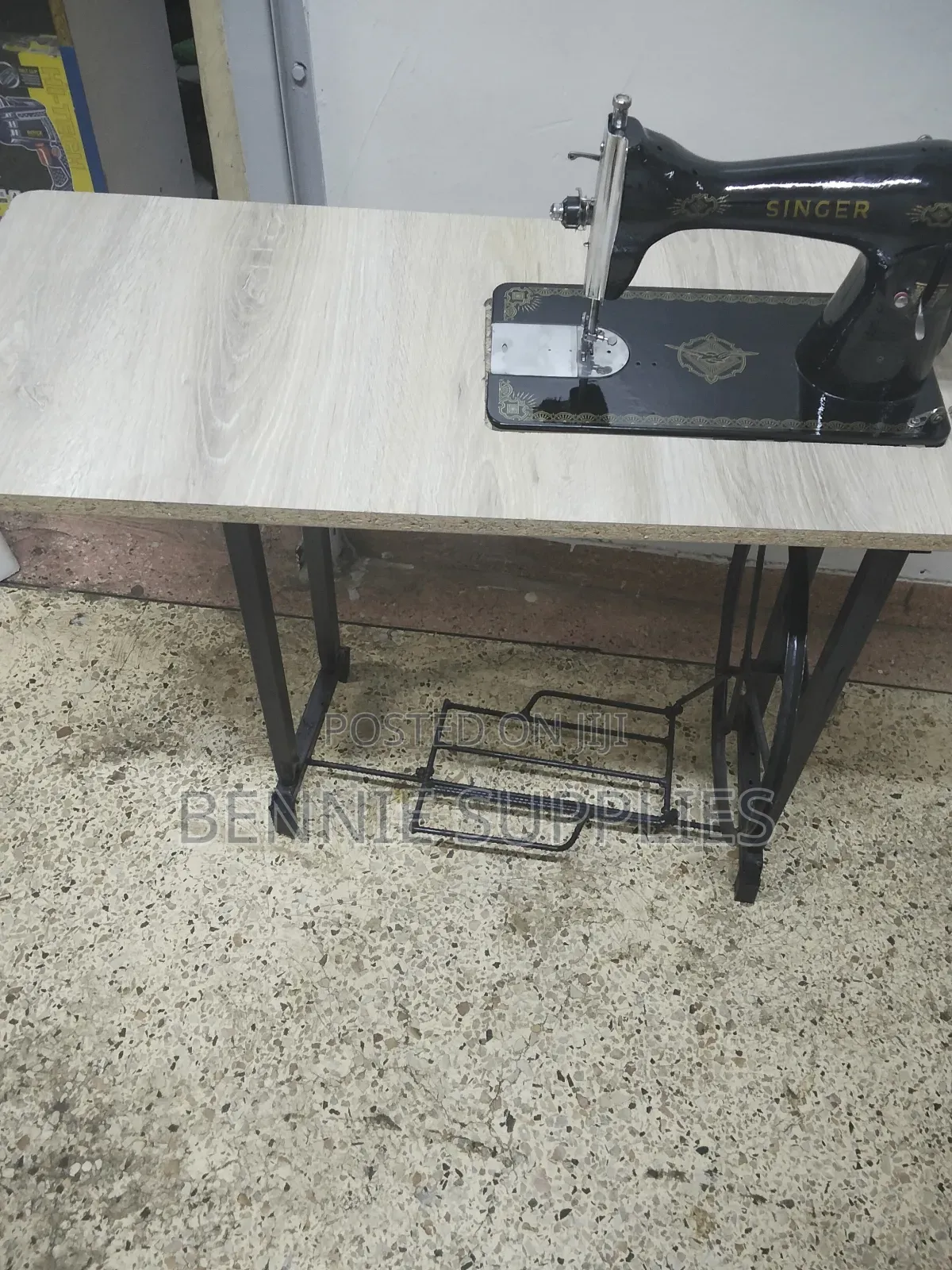 Affordable Sewing Machine + Singer