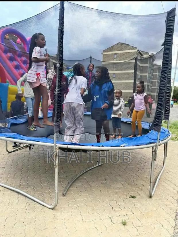 12ft Big Size Stable Trampoline With Good Bounce Spring