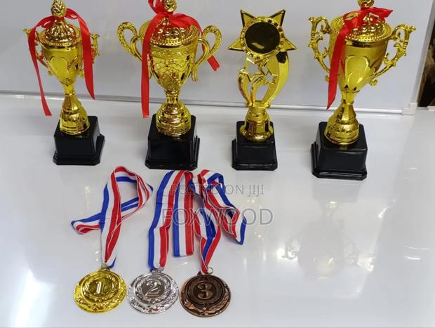 Golden Trophies, Commonly Awarded For Achievements. - thumbnail 5